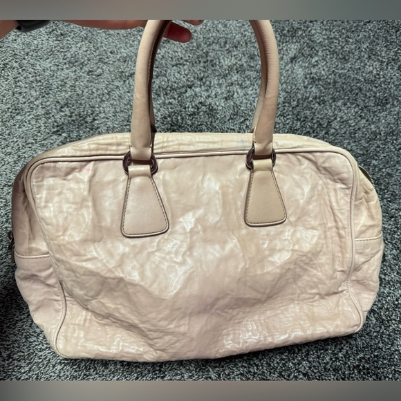 🚨SALE🚨 Prada leather handbag - Picture 3 of 17
